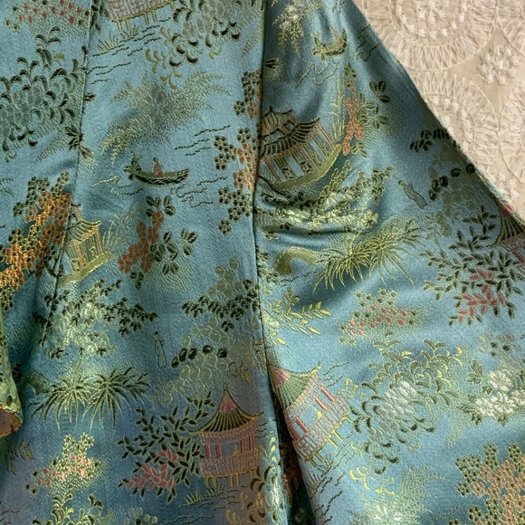 100% Silk Brocade Women's Swing Jacket. Made in Post-War Japan. - Picture 12 of 16